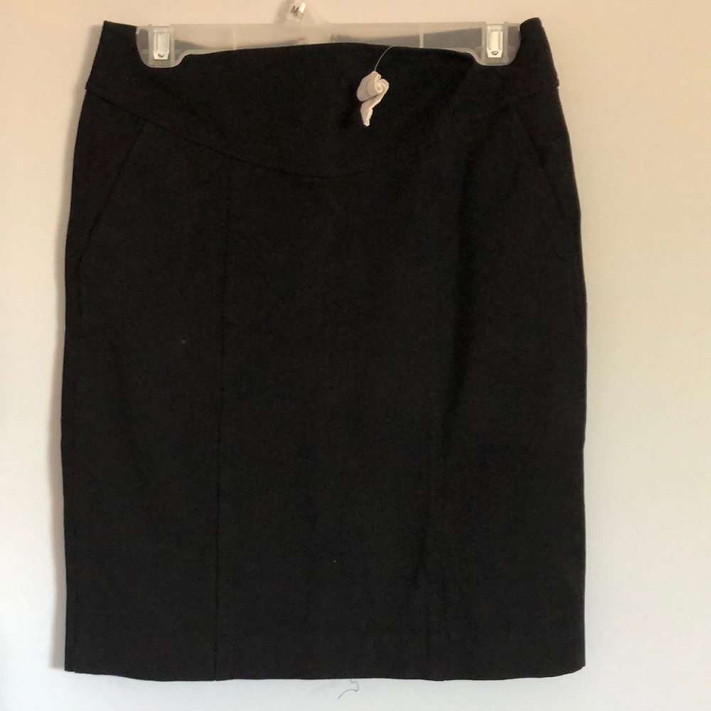 Black banana republic pencil skirt